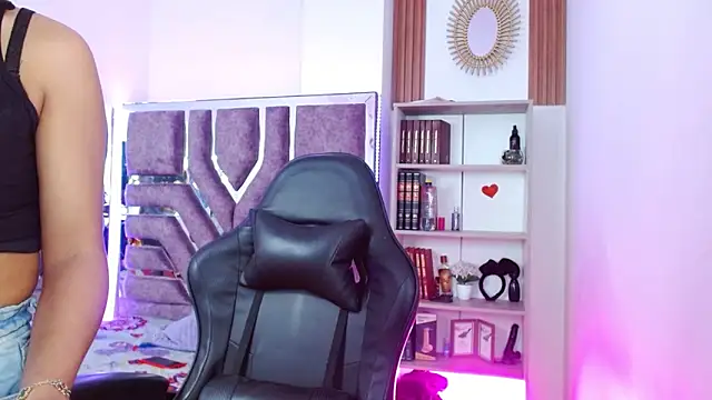 Taylor_scottt's cam snapshot