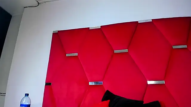 Vaneline2's cam snapshot