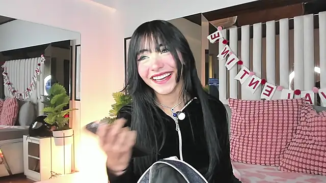 Kitty_Eliffe's cam snapshot