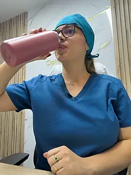 alicee16 live sex cam