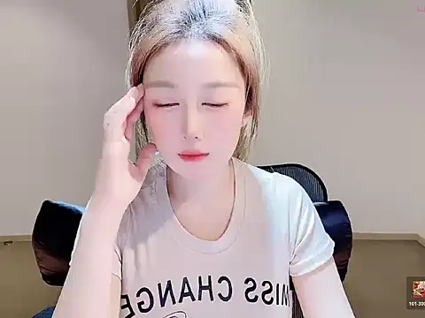 YERR0's cam snapshot