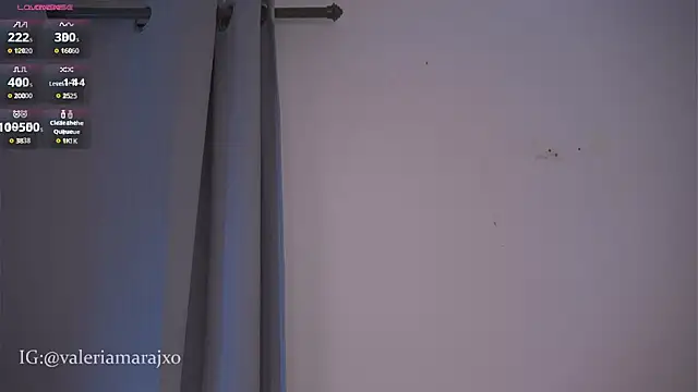 your__naughtytrans live sex cam