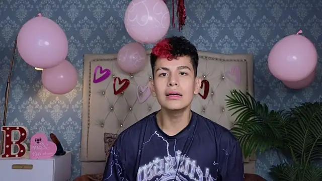 Blakee_Blossom's cam snapshot