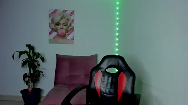 rouse_red's cam snapshot