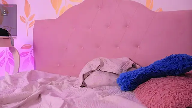 alix_bay's cam snapshot