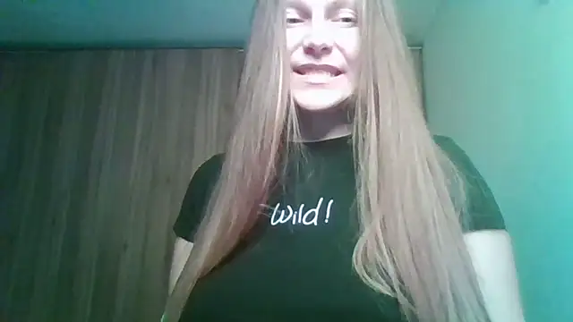 Evasapples's cam snapshot