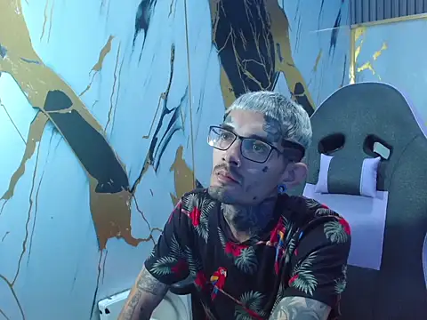 Boy_tatto77's cam snapshot