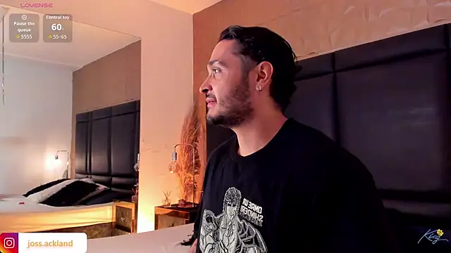 JossAckland's cam snapshot