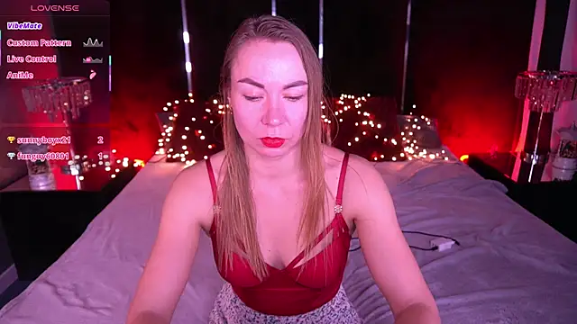 VixenMuse's cam snapshot