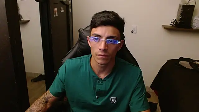 kv___xxx_'s cam snapshot