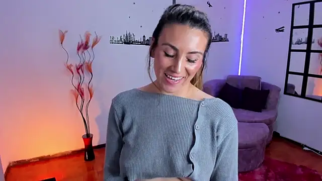 Elizabeth_taylor_b's cam snapshot