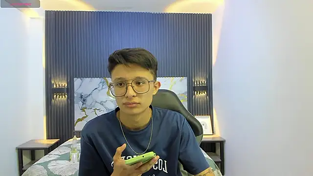 SantiagoRusso18's cam snapshot