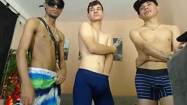 DesiresOfOlympus_'s cam snapshot