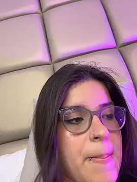 MiaMillers1's cam snapshot