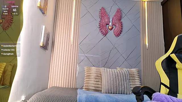 Sara_swift9's cam snapshot