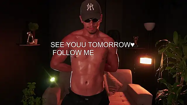 Aaronfox_x's cam snapshot