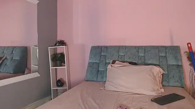 Camila_Russoo's cam snapshot