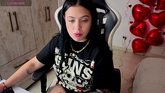 Victoryyy_ live sex cam