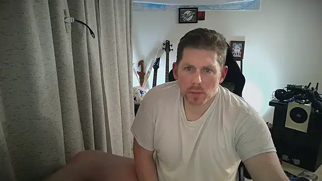 God_Of_ThundeRR live sex cam