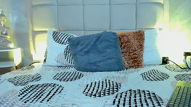 Hecatee_77 live sex cam