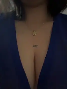 Antonella_Julieta live sex cam