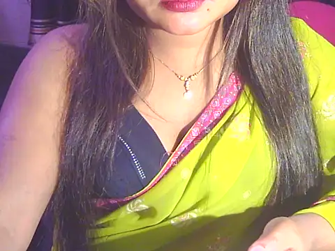 Nusrat_Faria's cam snapshot