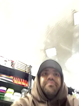 JuanZapata33 live sex cam