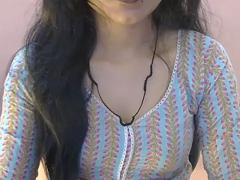 Cute_Pihu01's cam snapshot