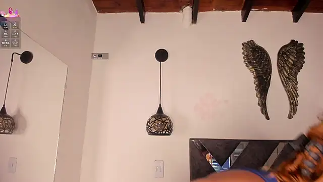 Sweet_mia_12's cam snapshot