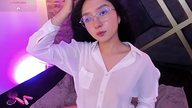 sydney_miller_'s cam snapshot