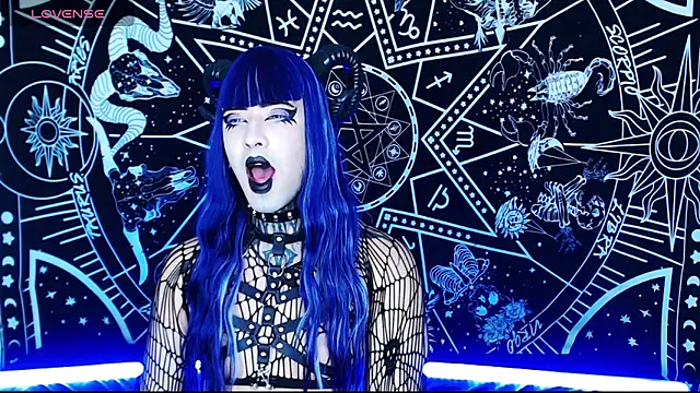 naomi_satan live sex cam