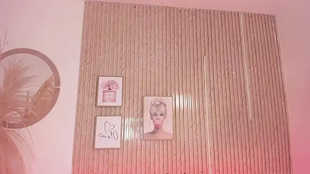 Sally_Dvine's cam snapshot