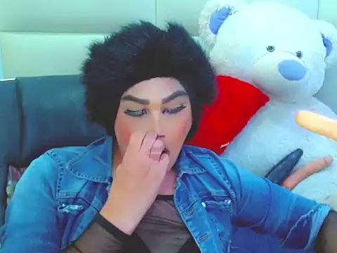 NharaBigCock live sex cam