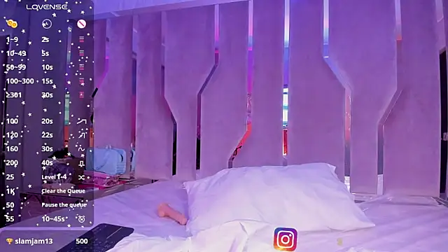 SOOLSTOONE's cam snapshot