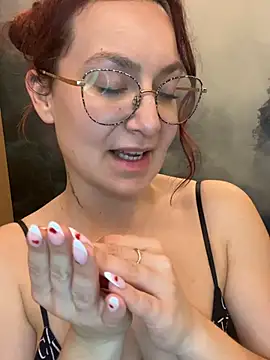 ladoucedu34's cam snapshot