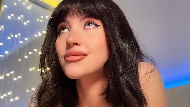 ellie_miu's cam snapshot