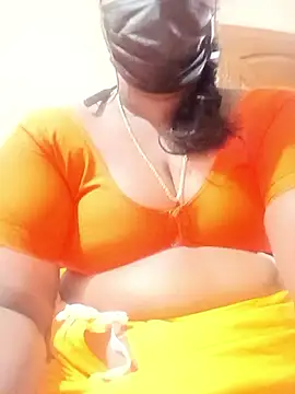 Tamil_Bhuvi69's cam snapshot