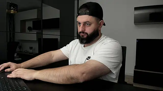 DravenPeak live sex cam