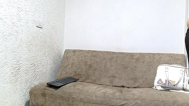 Camila_baby777's cam snapshot