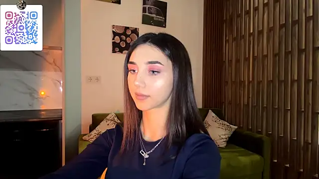 LinaMour live sex cam