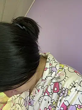 Marianahb-e's cam snapshot