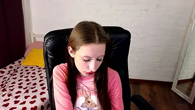 florence_c's cam snapshot