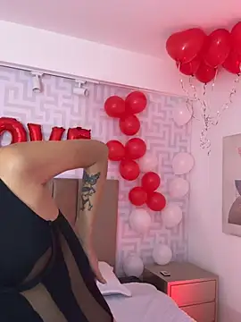 naishaa_'s cam snapshot