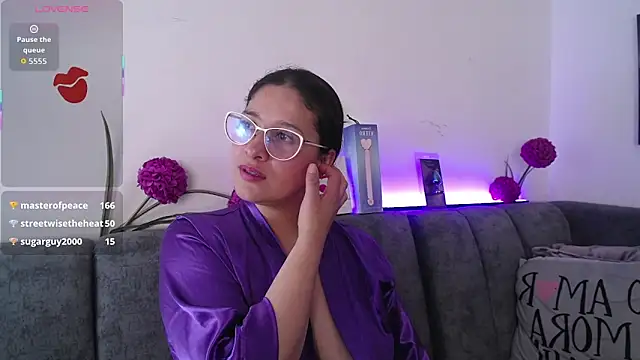 Alana_steel_1's cam snapshot