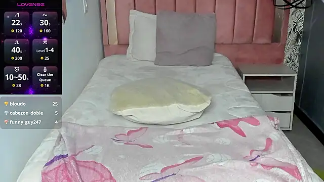 Connie_Bell's cam snapshot