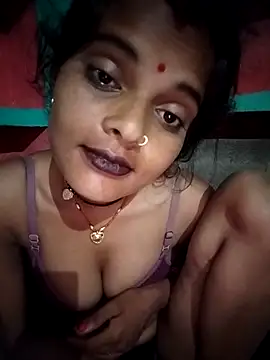 Maya_bhoji's cam snapshot