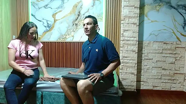 molly_andsam's cam snapshot