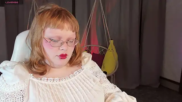 LottieReed's cam snapshot