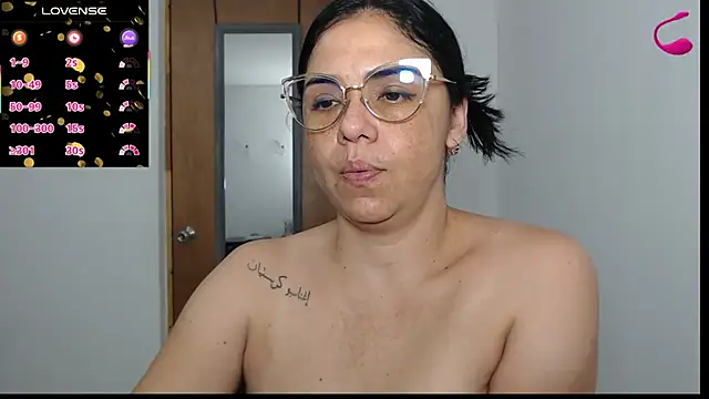 selena_ferri's cam snapshot