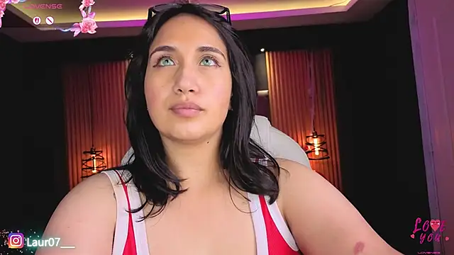 Lauroberts7's cam snapshot